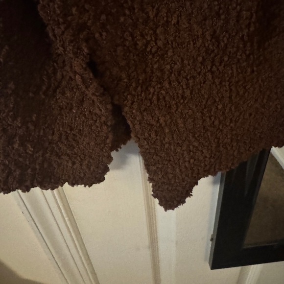 Cozy Brown Crew Neck Sweater - large - Picture 3 of 3